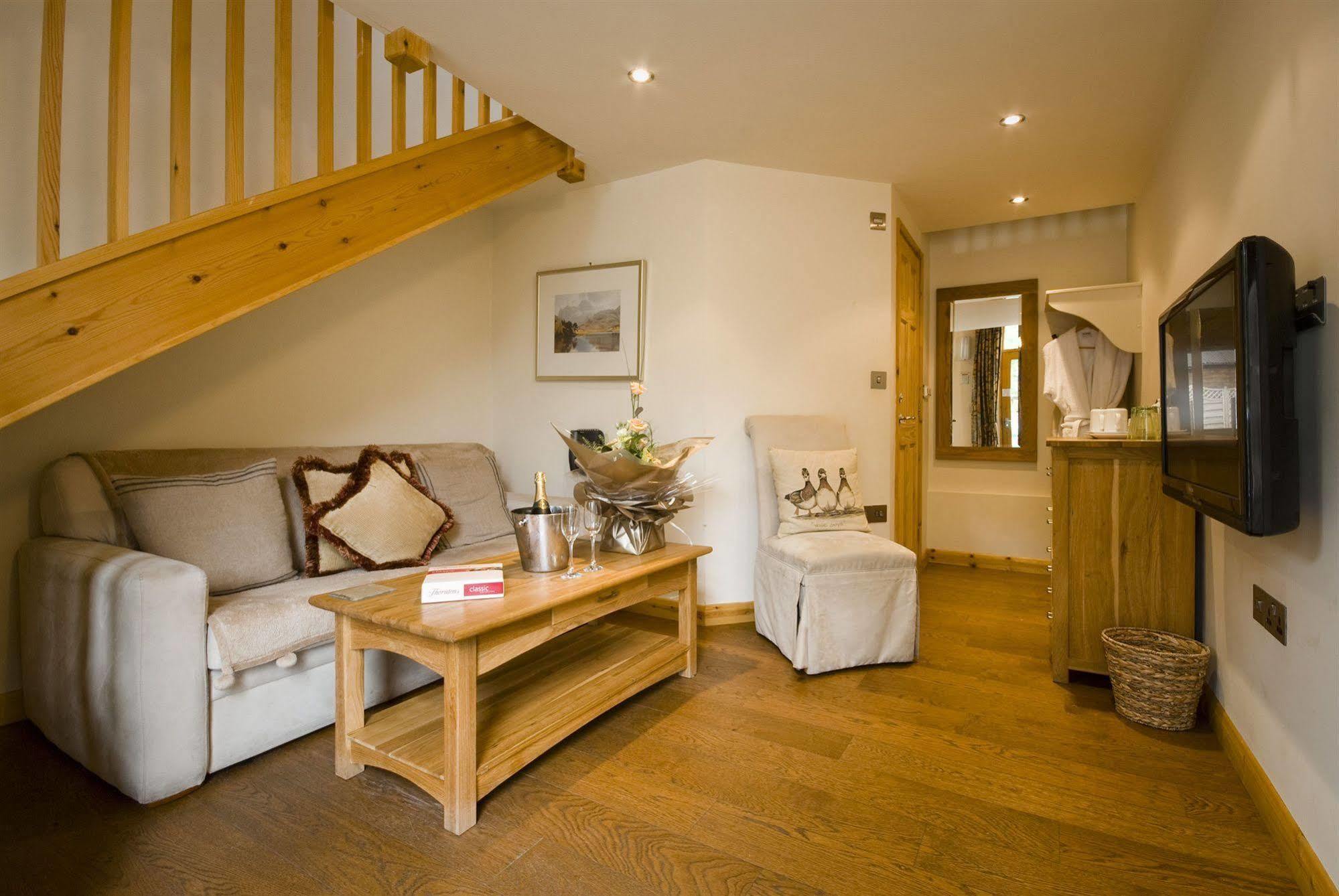 Tweedies Bar And Lodge Grasmere Exterior foto